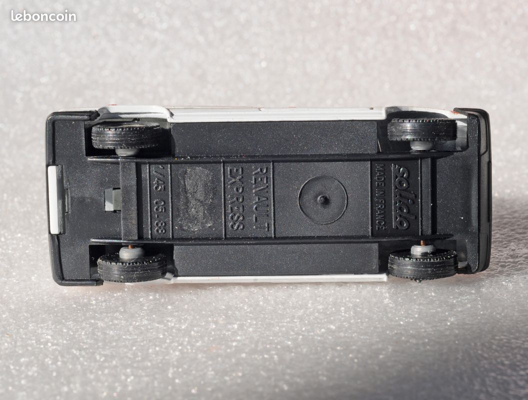 Renault Express Pompier Solido 1/43 – Etoile Auto49