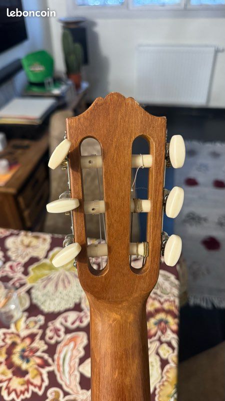 Guitarelele yamaha GL-1 (image 7)