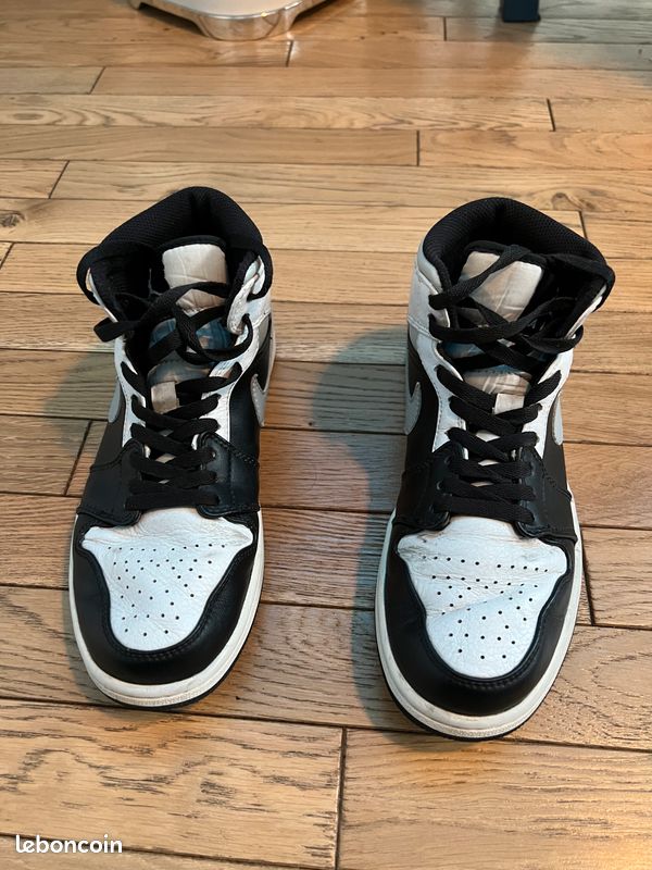 Jordan 1 mid white shadow (image 5)