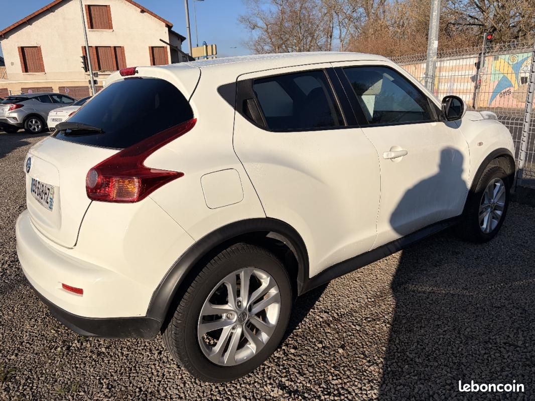Nissan Juke 1.6e DIG-T 190 Acenta (image 2)