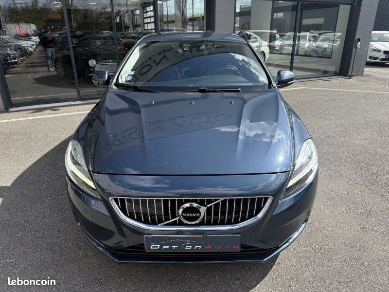 Volvo V40 T3 152CH INSCRIPTION GEARTRONIC (image 6)