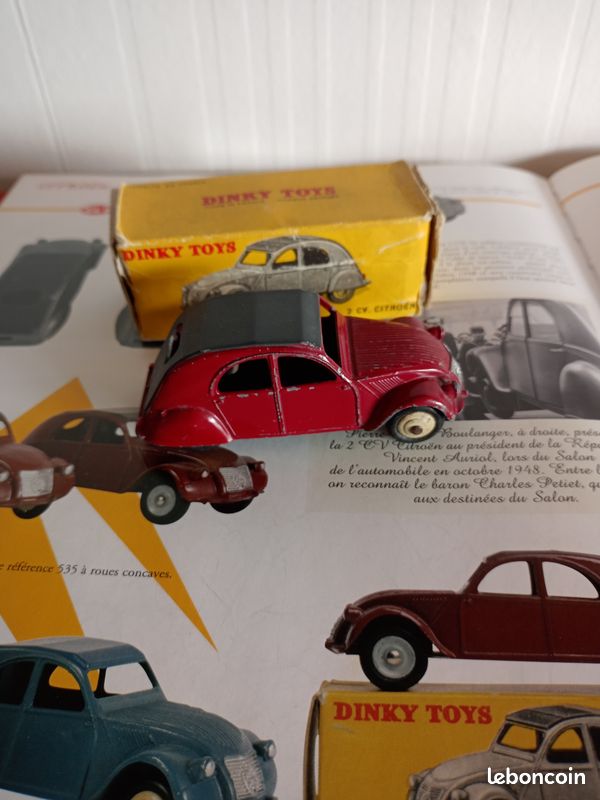 Ancien Dinky Toys France 24T 535 Citroën 2CV Double référence Avec