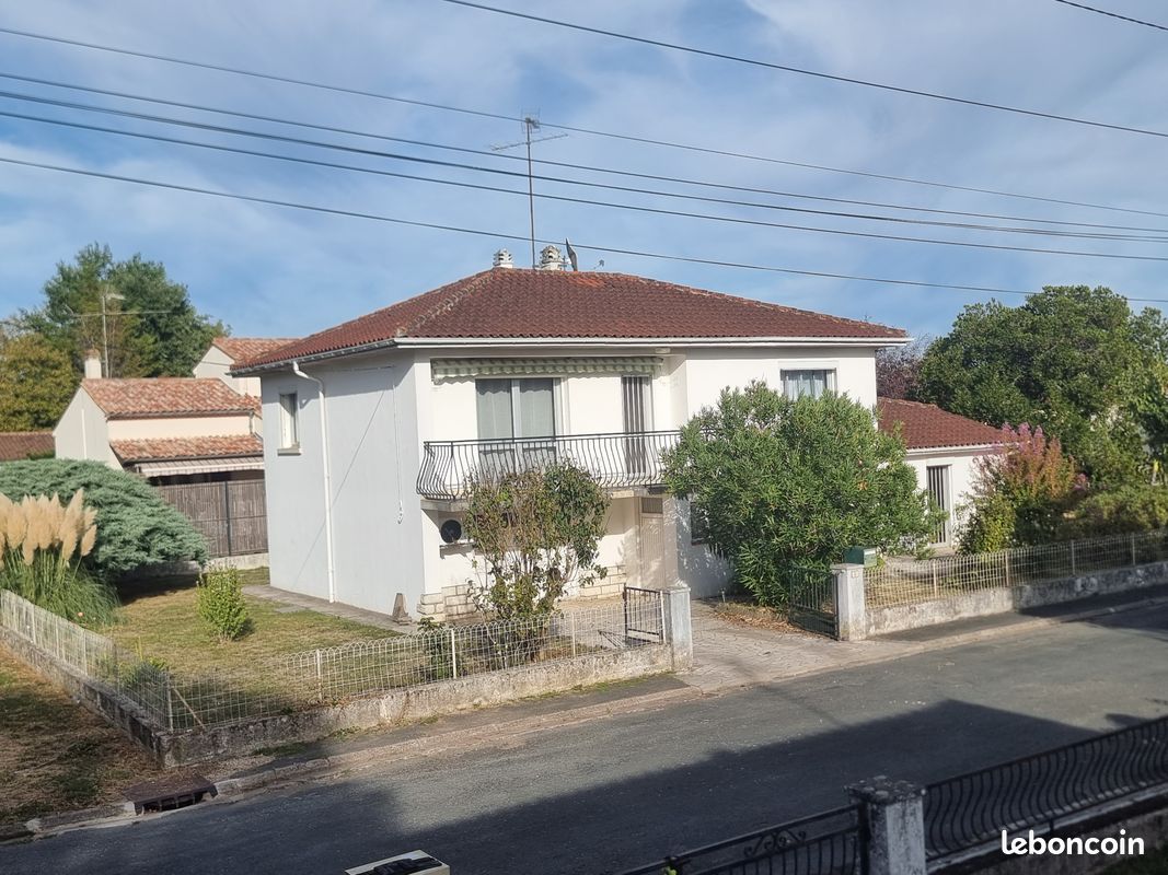Maison 5 pièces 127 m² · à Castelmoron-sur-Lot · 127 m² · 159 900 €