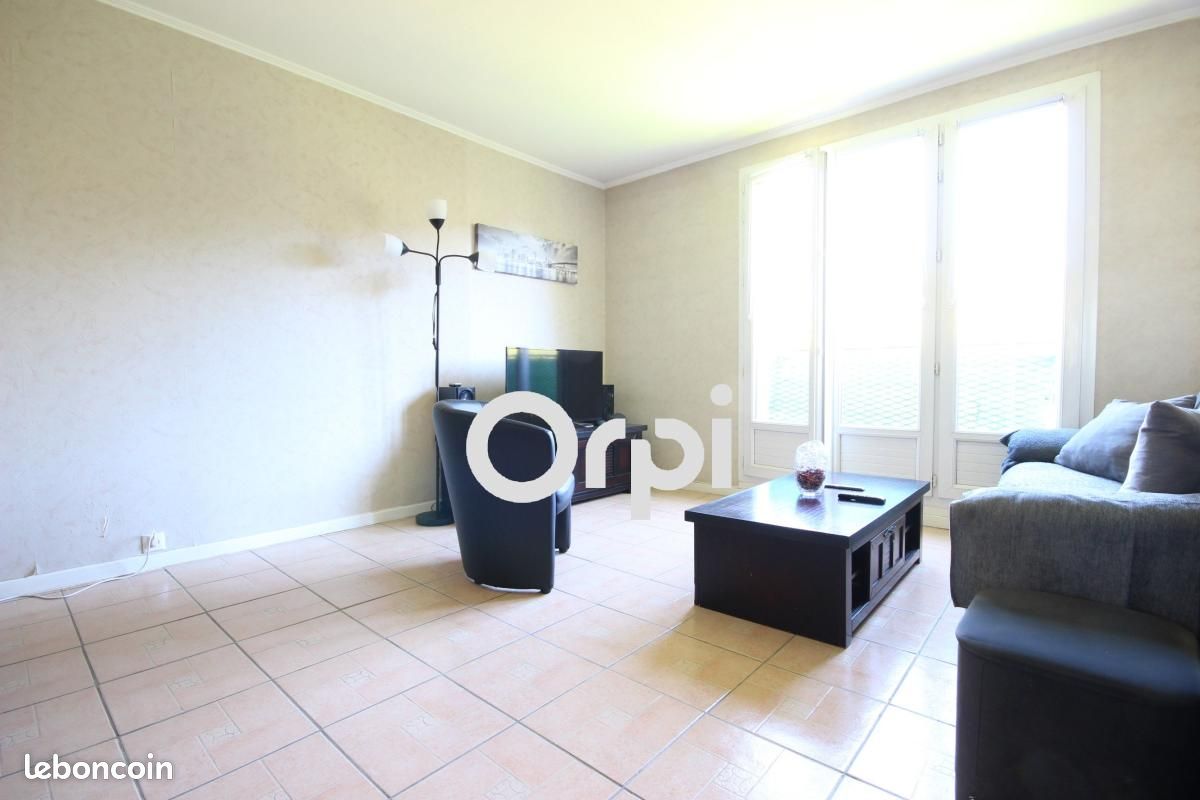 Appartement 2 pièces 43 m² · à Trappes · 43 m² · 109 000 €