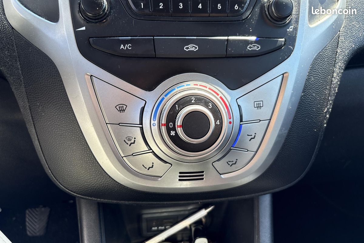 Hyundai ix20 1.4 90 pack evidence (image 10)