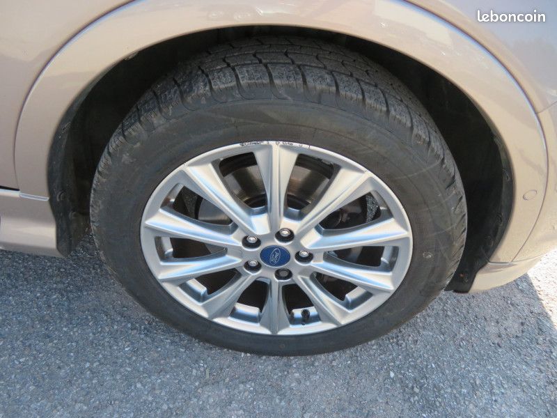 Ford KUGA 2.0 TDCI 150CH STOP&START VIGNALE 4X4 POWERSHIFT + ATTELAGE (image 26)