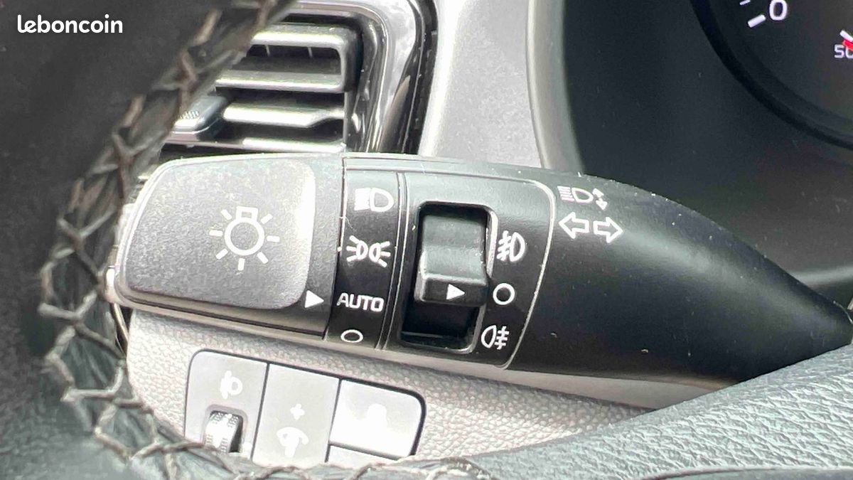 KIA Rio 1.0L T-GDi 100 ch ISG Urban Edition (image 18)