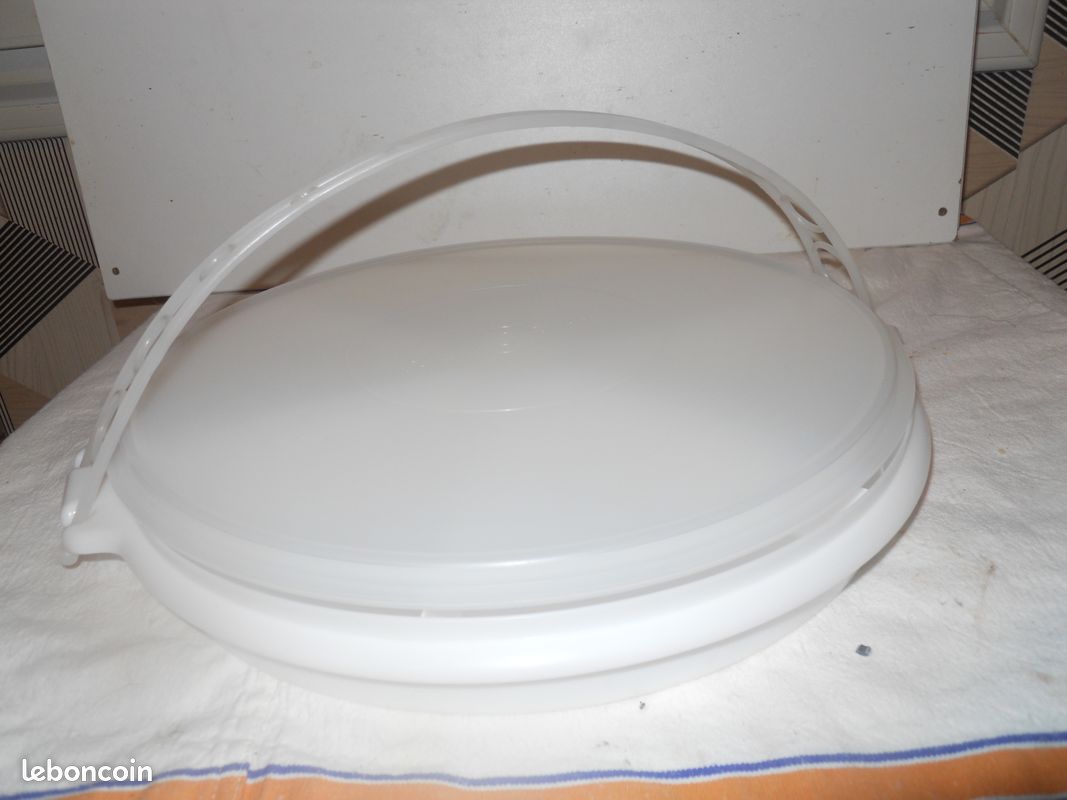GRAND PLATEAU ROND TUPPERWARE VINTAGE 7 ALVEOLES / 1 BOL et couvercle