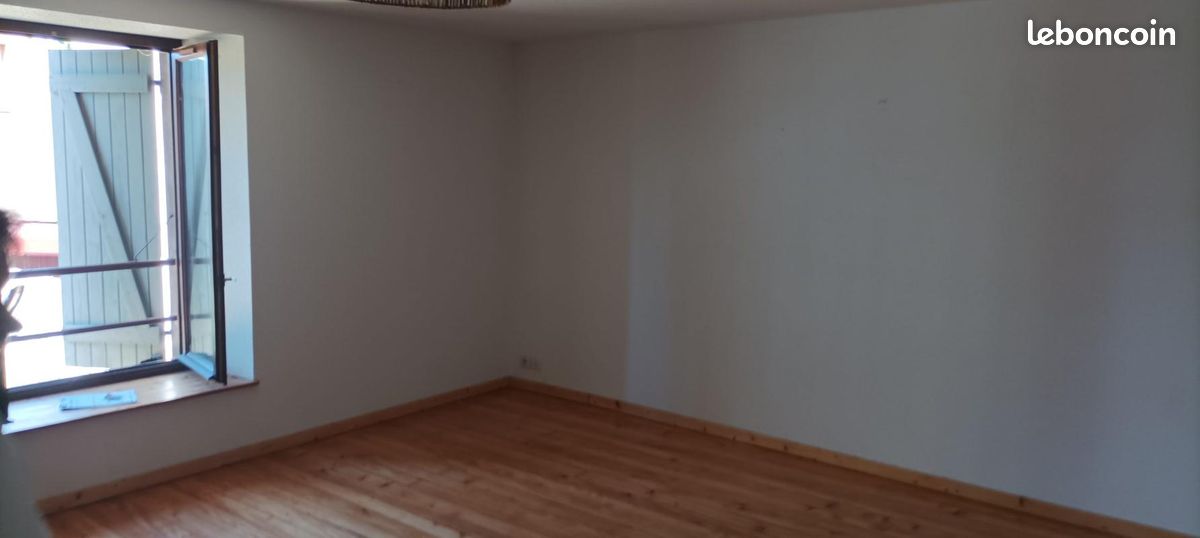 Appartement 2 pièces 45 m² · à Champagnole · 45 m² · 650 €