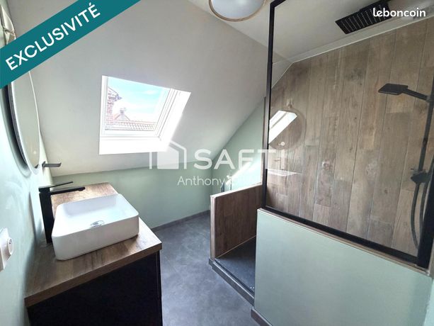 Propriété 3 pièces 65 m²