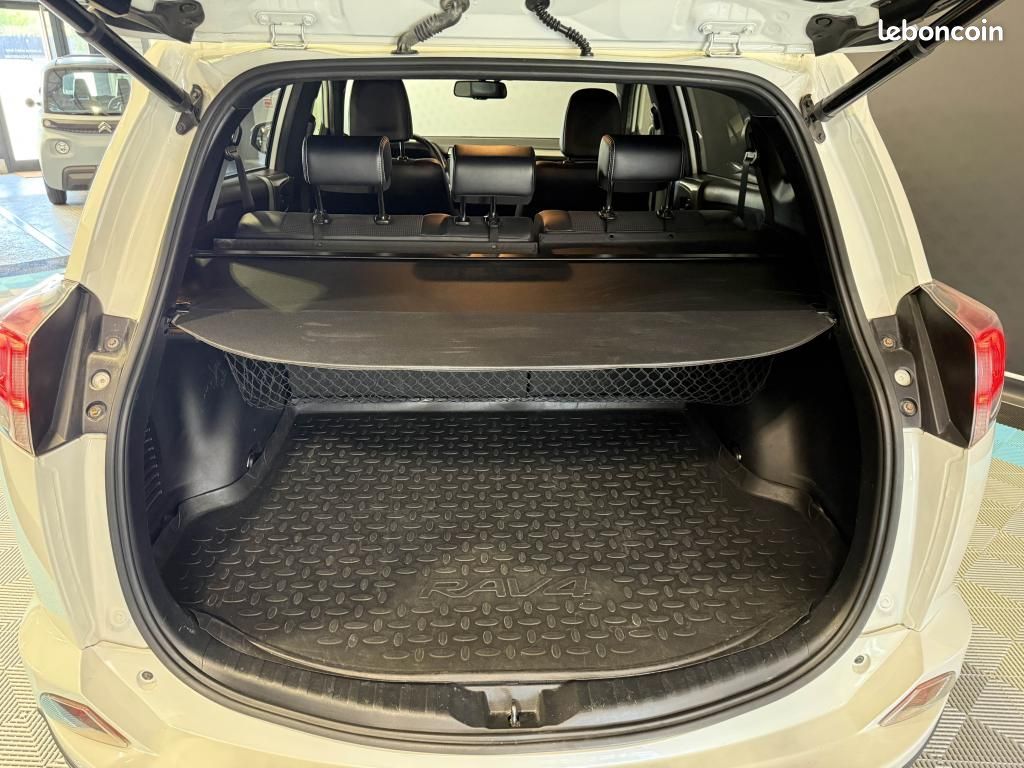 TOYOTA RAV 4 143 CH D-4D 4x2 Design Business - GARANTIE 12 MOIS (image 9)