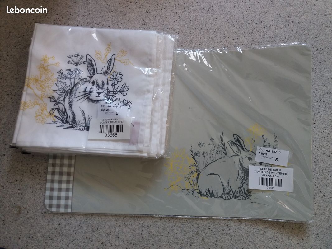 Lots sets et serviettes de table lapin (neuf) (image 1)
