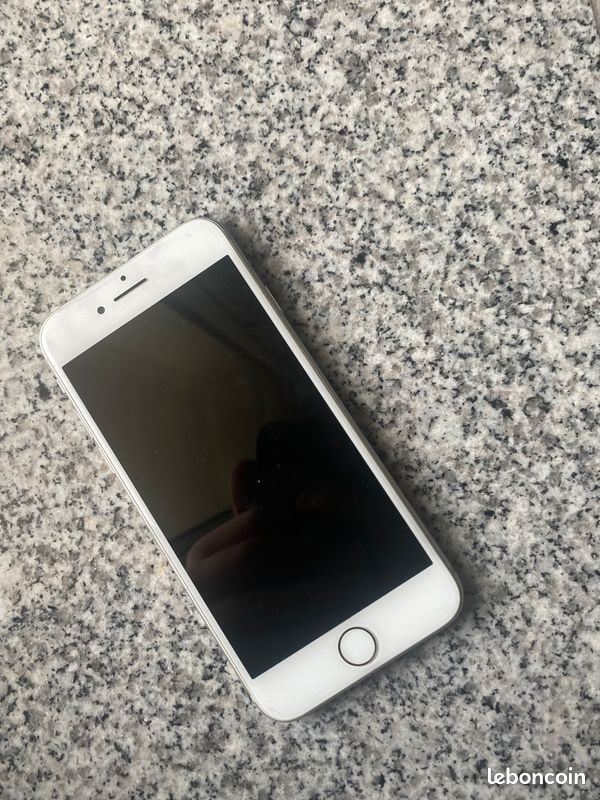 IPhone 8, Blanc état satisfaisant (image 1)