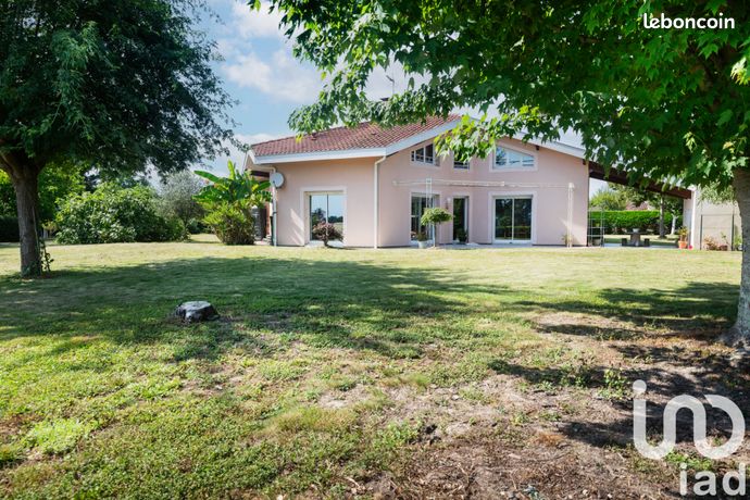 Maison d'architecte 7 pièces 230 m²