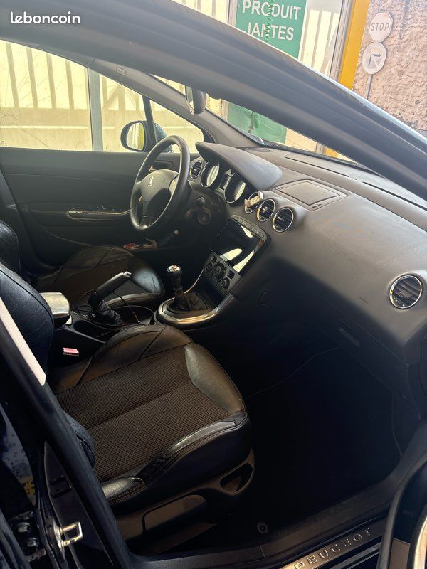 Peugeot 308 1,6 hdi full options (image 3)
