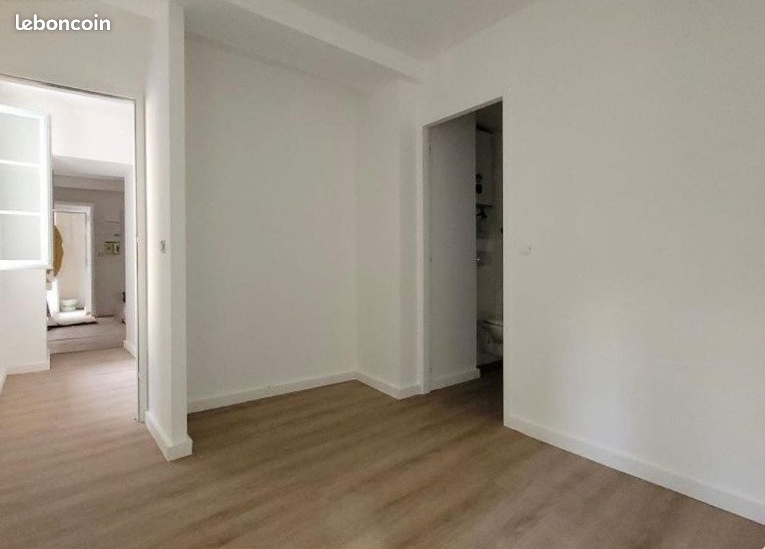 Appartement 2 pièces 36 m² - Sauveterre-de-Béarn 64390 (image principale 0)