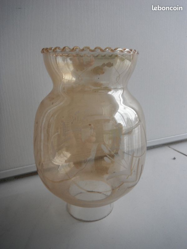 Ancienne applique murale en bronze et bois bougie globe en verre teinte (image 9)