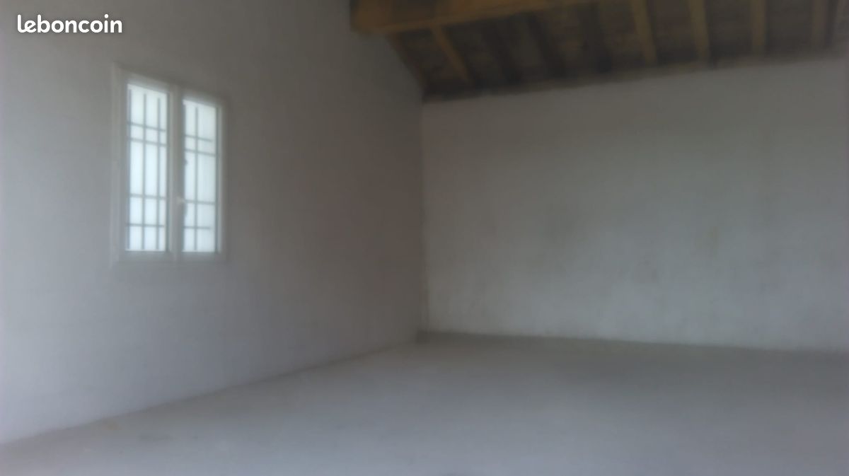 Parking 1 pièce 35 m² · à Irissarry · 35 m² · 200 €/mois