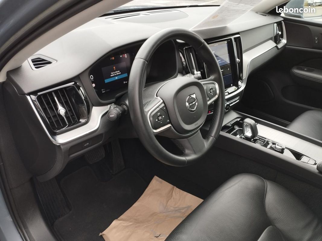 VOLVO V60 B4 Micro-Hybride Diesel - 197 - BVA Geartronic 2018 BREAK Start (image 7)