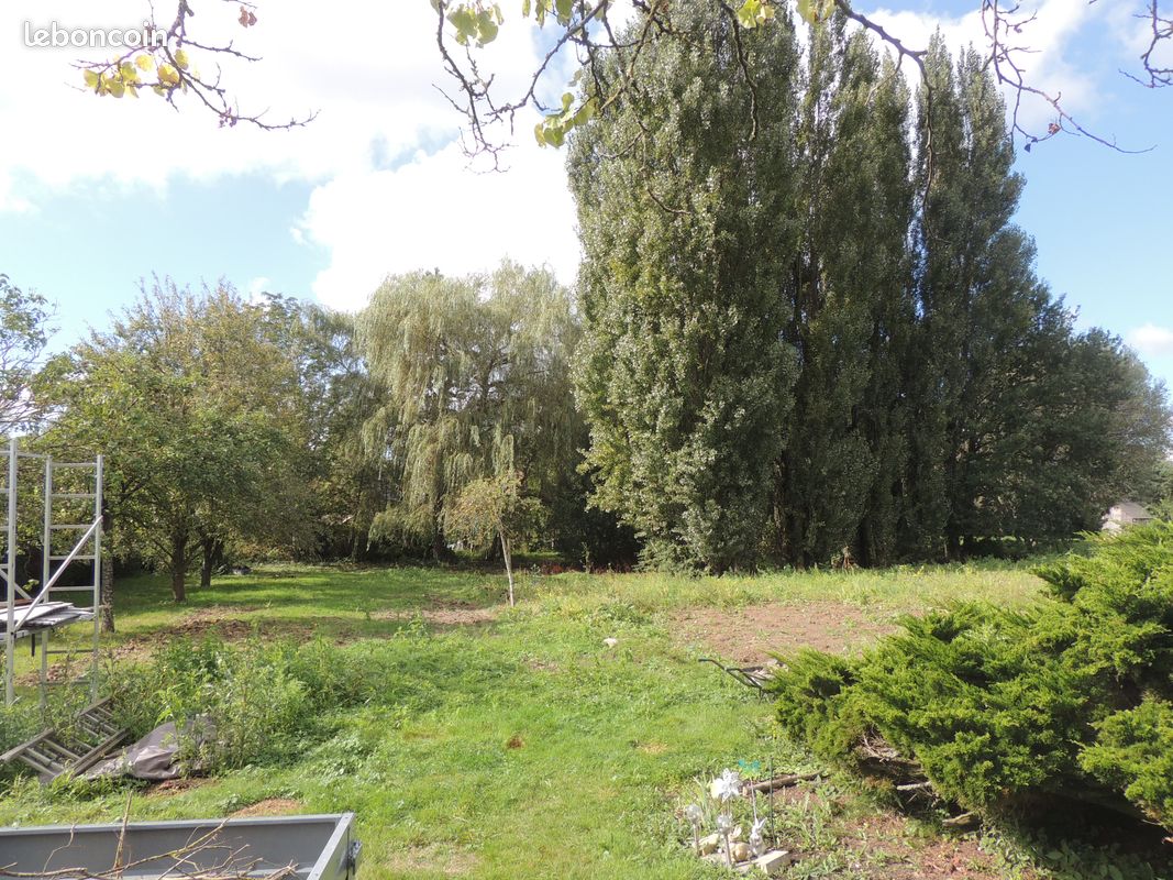 Terrain constructible a bailleul de 1939 m2 au calme · 230 000 €