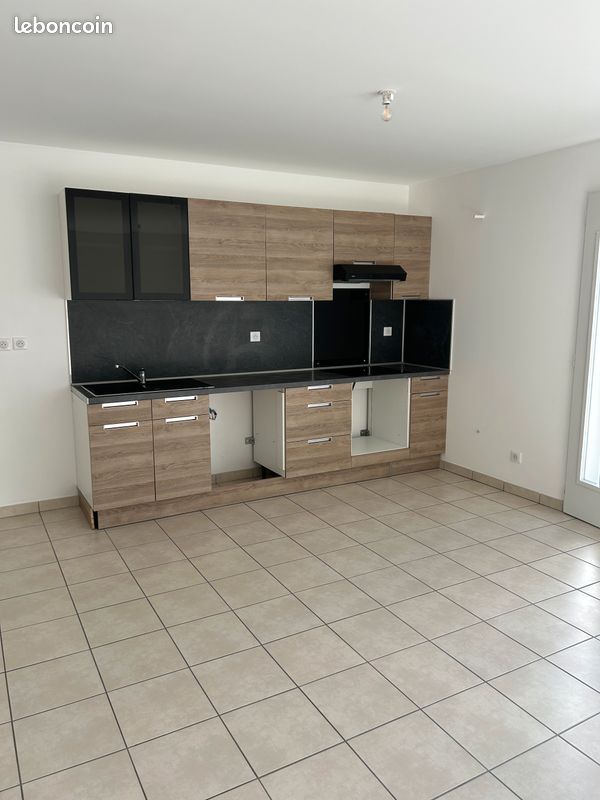 Appartement T3 75 m2 RT2012 (image 2)