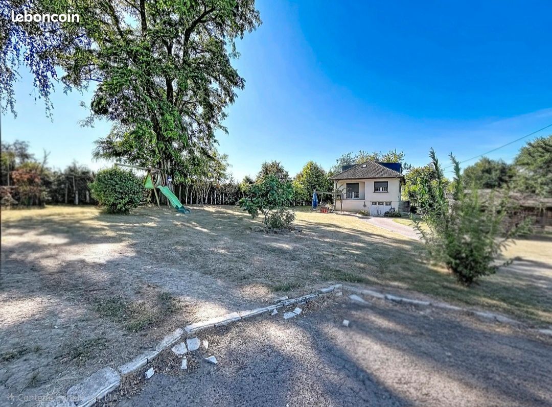 Maison 5 pièces 107 m² · à Étupes · 107 m² · 178 000 €