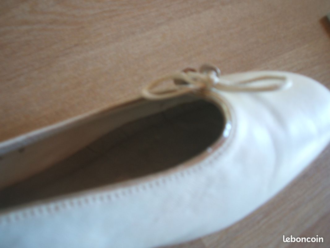 Ballerines ivoires "Clergerie" (image 6)