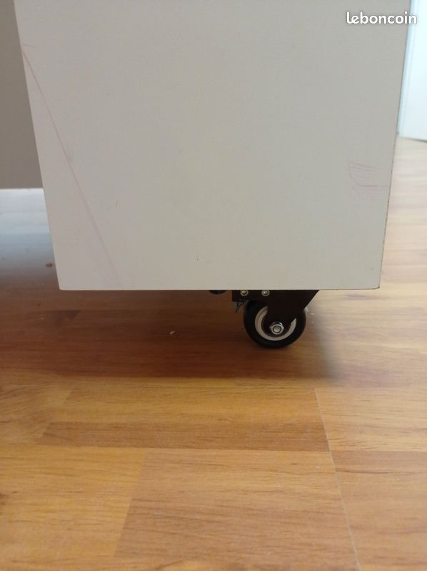 Table/paillasse (image 3)