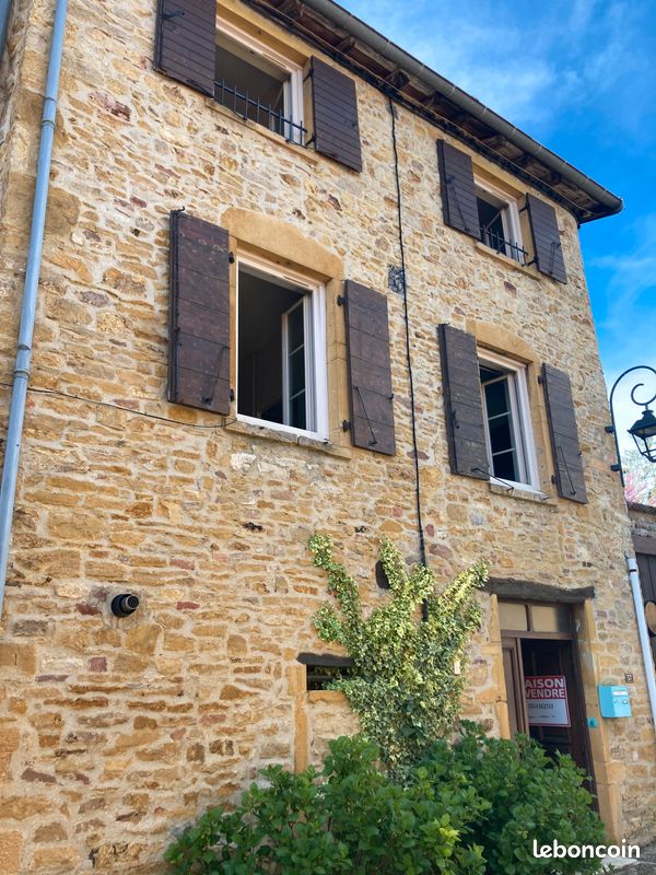 Maison 3 pièces 72 m² · à Val d'Oingt · 71,5 m² · 199 000 €