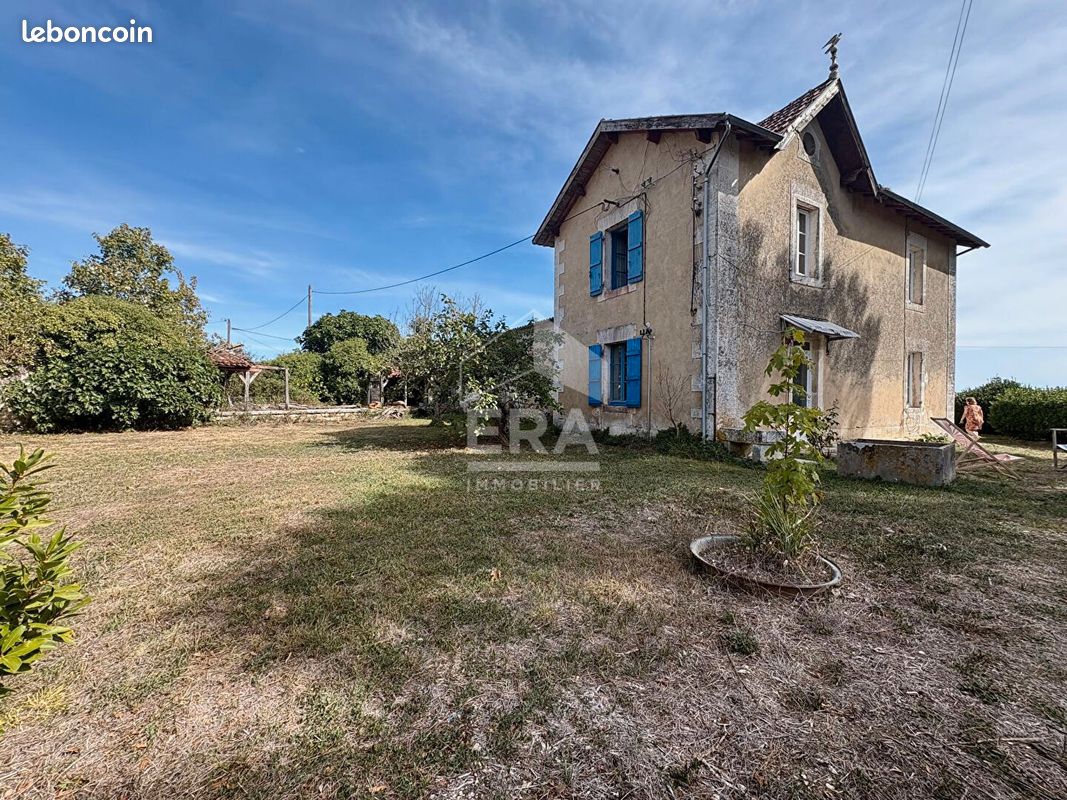 Maison 3 pièces 93 m² · à Mouthiers-sur-Boëme · 93 m² · 640 €/mois