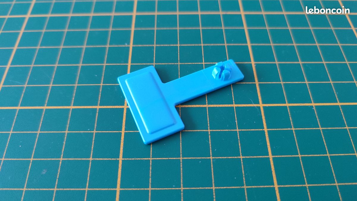 Panneau arrière toilette référence 30602562 pièce détachée Playmobil #D67 (image 2)