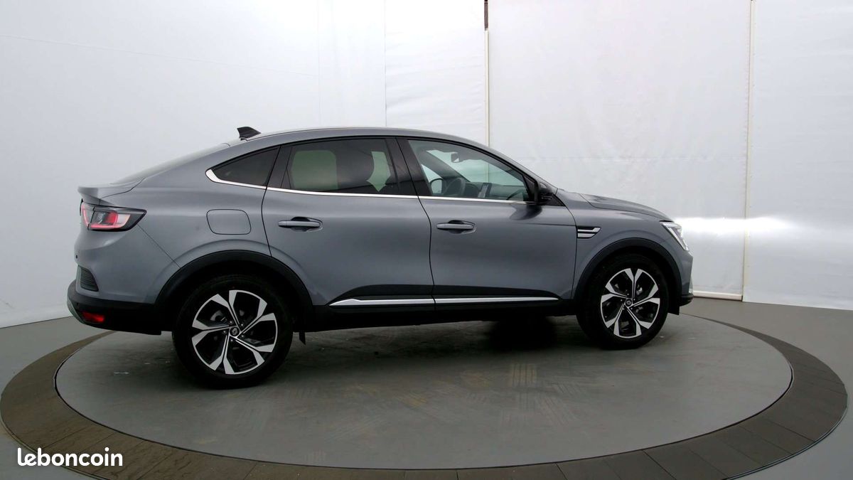 Renault arkana e tech full hybrid 145 gsr2 techno (image 10)