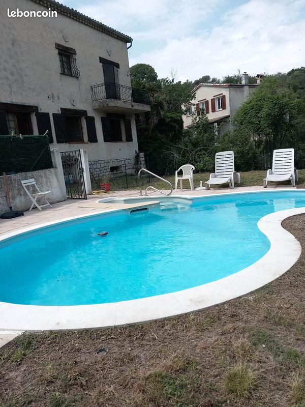 Maison 8 pièces 172 m² · à Villeneuve-Loubet · 172 m² · 860 000 €
