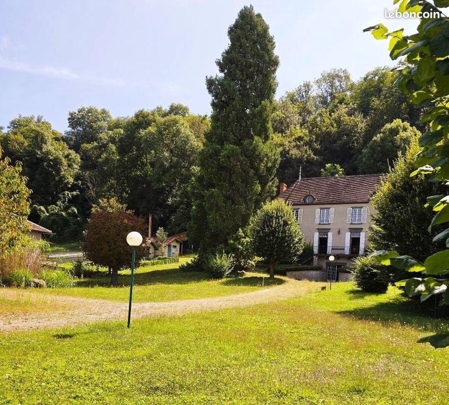 Maison 4 pièces 150 m² · à Crevant-Laveine · 150 m² · 290 000 €