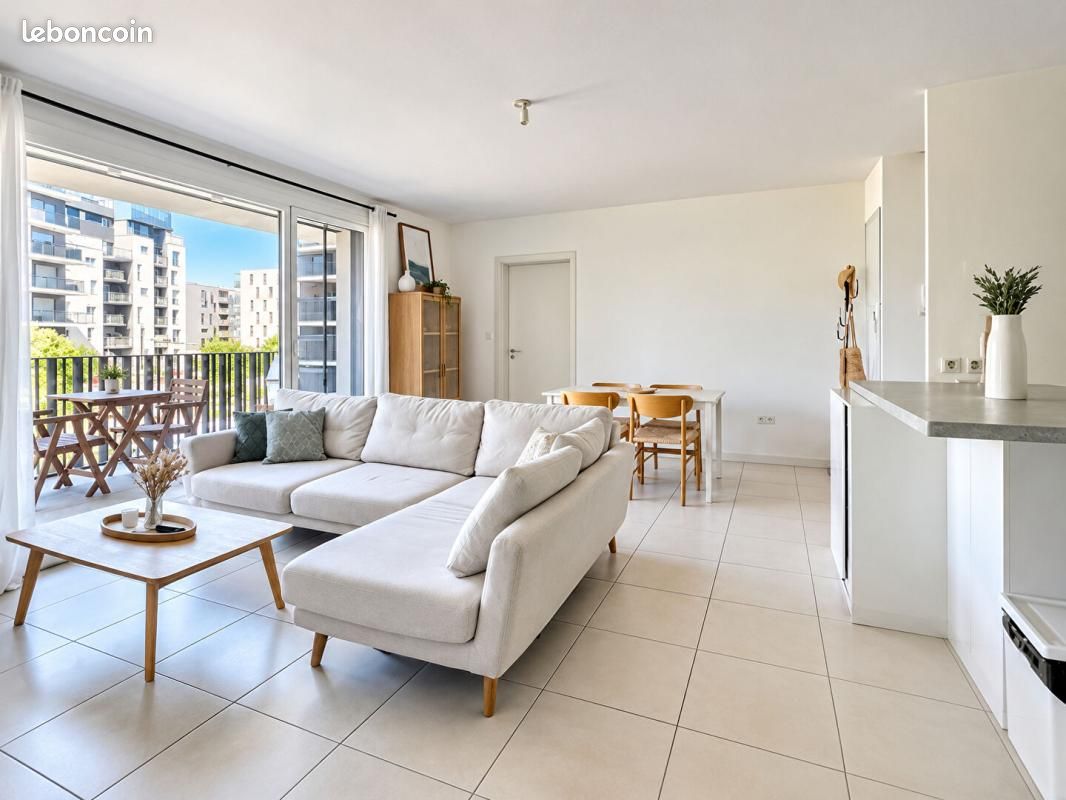 Appartement 4 pièces 82 m² · à Bordeaux · 82 m² · 270 000 €
