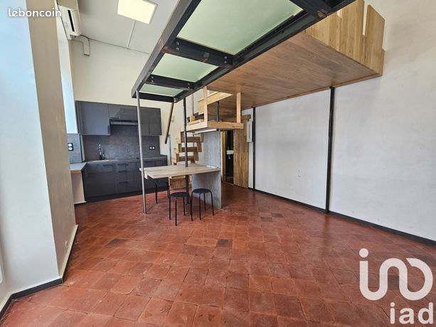 Studio 1 pièce 23 m²