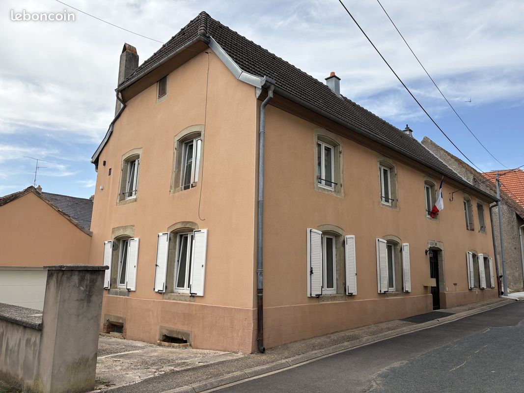 Maison 8 pièces 189 m² · à Lixheim · 189 m² · 212 500 €