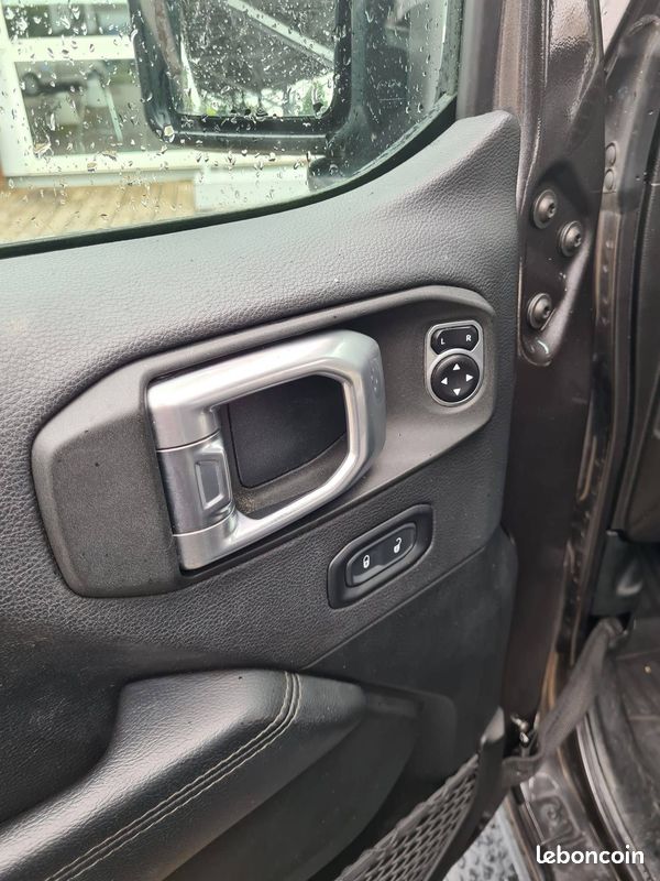 JEEP Wrangler Unlimited 2.2 l MultiJet AdBlue 200 ch 4x4 BVA8 Night Eagle (image 20)