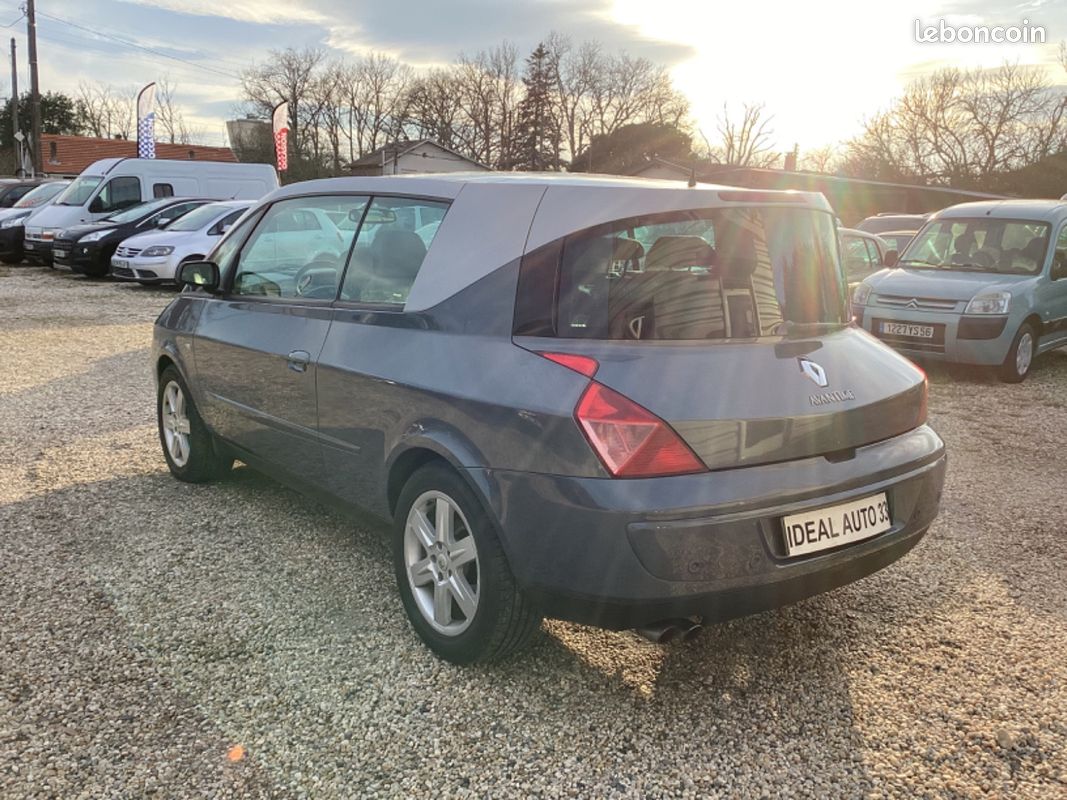 Renault Avantime 3.0i V6 207 ch (image 9)