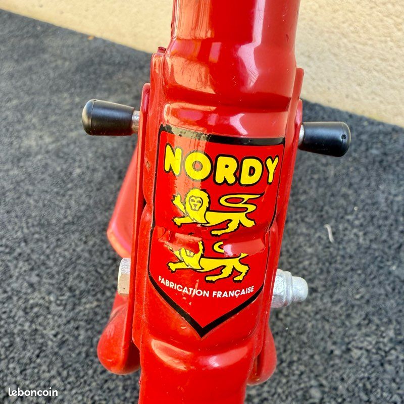 Trottinette enfant vintage NORDY 2 roues en métal & pliable (années 70) excellent état (image 3)