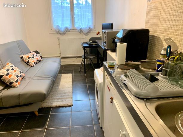 Studio 1 pièce 14 m²