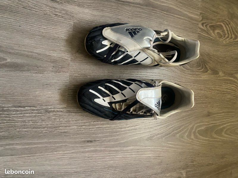 Crampons de footballeur (image 1)