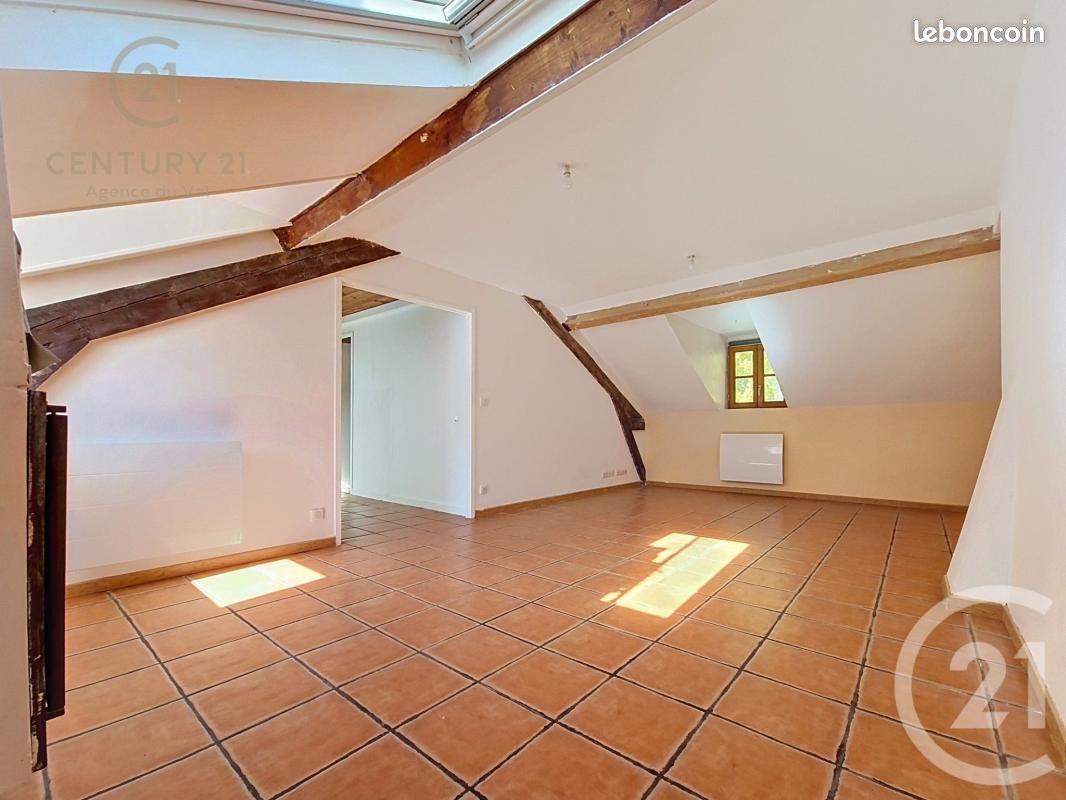 Appartement 3 pièces 50 m² · à Champs-sur-Marne · 50 m² · 1 050 €/mois