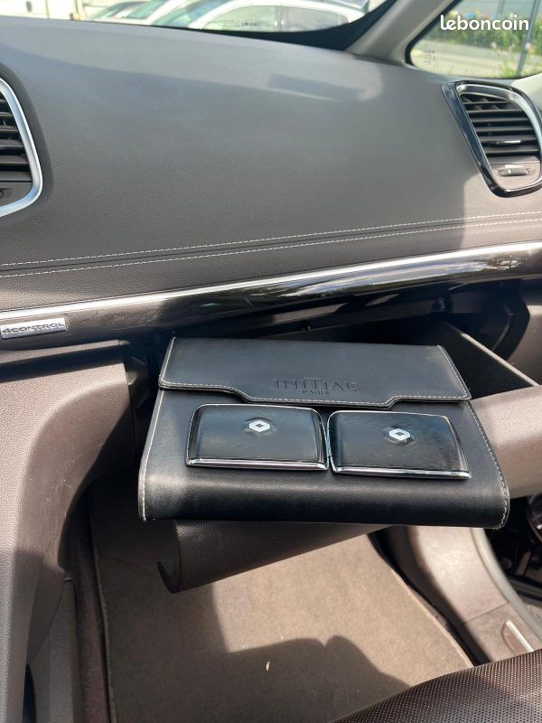 RENAULT ESPACE V 1.6 TCE 200CH INITIAL PARIS - Full Option - BOITE AUTOMATIQUE EDC (image 17)