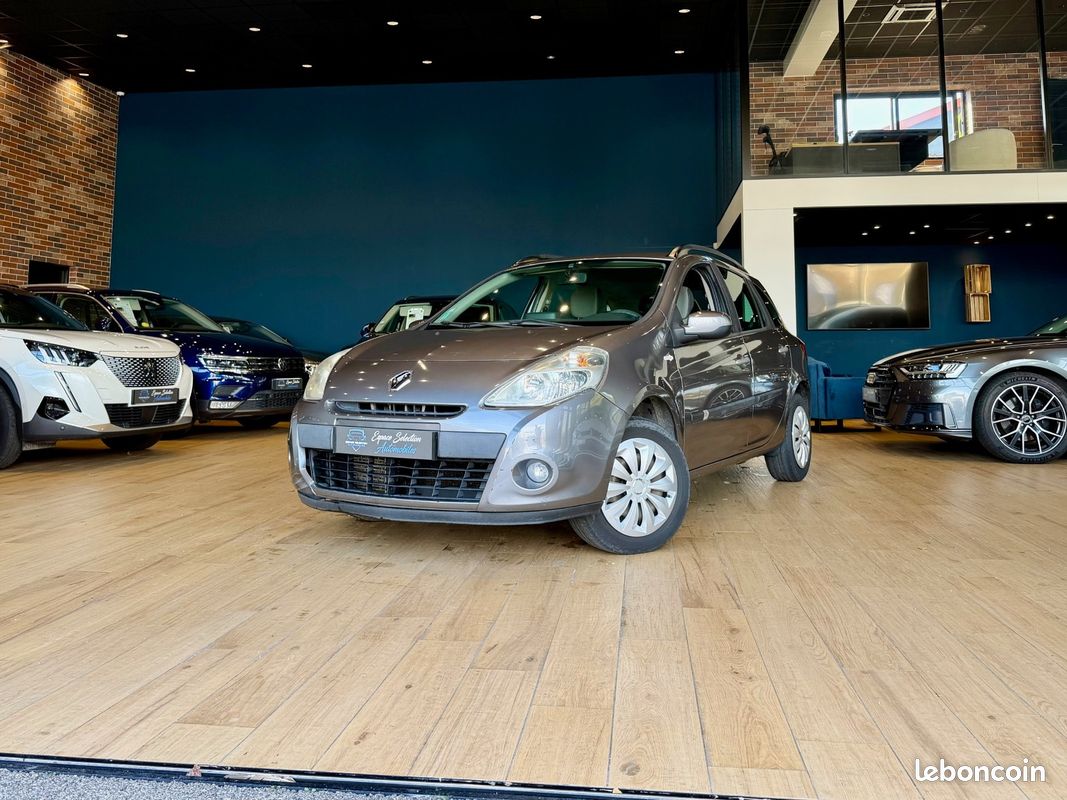 RENAULT CLIO ESTATE III dCi 85 eco2 Tom Tom Edition (image 2)