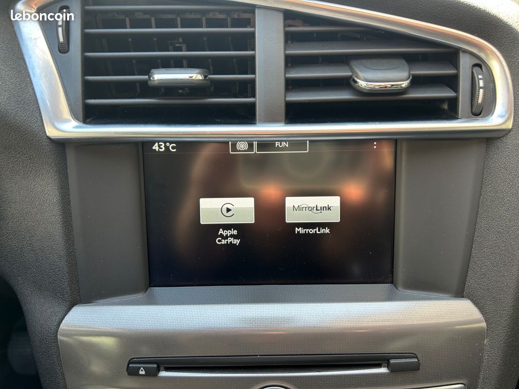 CITROEN C4 C4 PureTech 130 SS BVM6 Shine / Apple Carplay (image 19)