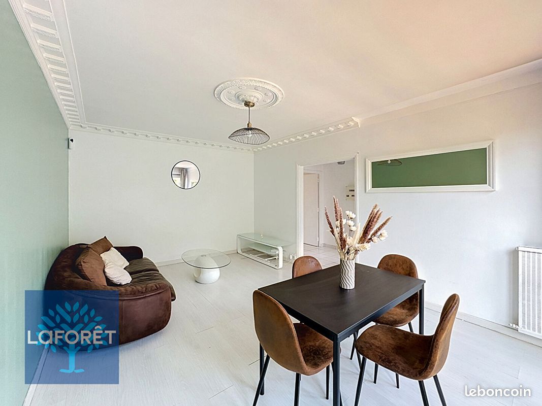 Appartement 3 pièces 73 m² · à Corbeil-Essonnes · 73 m² · 950 €/mois