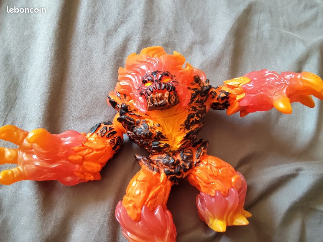 Grand jouet (figurine) Monstre de feu (image 8)