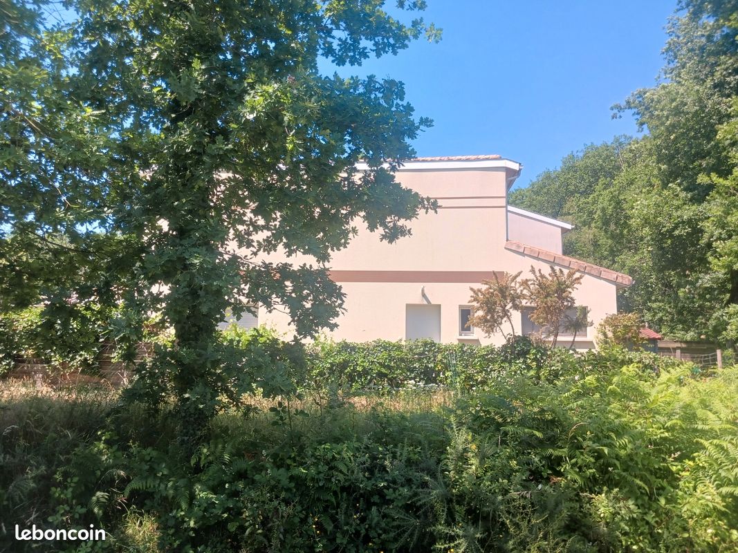 Maison 4 pièces 100 m² · à Saint-Médard-en-Jalles · 100 m² · 405 000 €