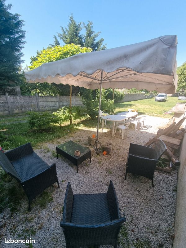 Maison 6 pièces 150 m² · à Yssingeaux · 150 m² · 310 000 €